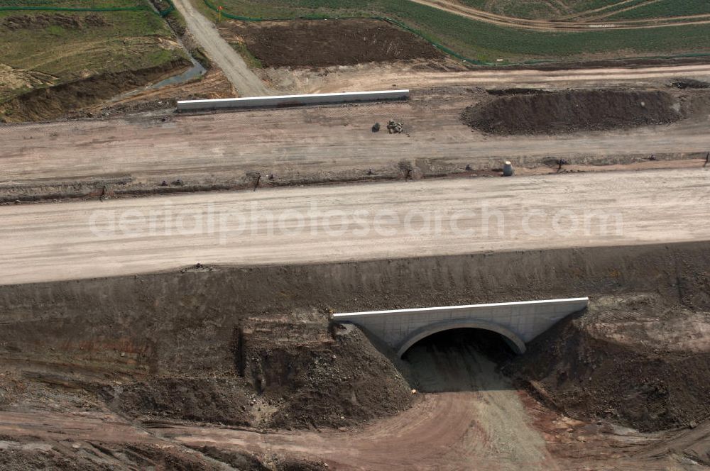 Aerial image Eisenach - Blick auf die Baustelle einer Unterführung der A4 für die Strassenverbindung zwischen Krauthausen und Eisenach. Der Neubau ist Teil des Projekt Nordverlegung / Umfahrung Hörselberge der Autobahn E40 / A4 in Thüringen bei Eisenach. Durchgeführt werden die im Zuge dieses Projektes notwendigen Arbeiten unter an derem von den Mitarbeitern der Niederlassung Weimar der EUROVIA Verkehrsbau Union sowie der Niederlassungen Abbruch und Erdbau, Betonstraßenbau, Ingenieurbau und TECO Schallschutz der EUROVIA Beton sowie der DEGES.