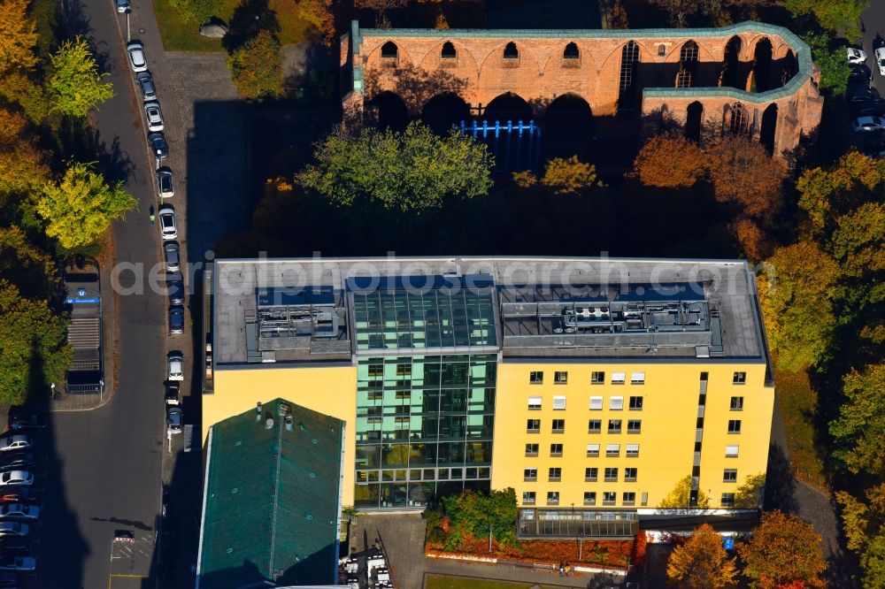 Aerial photograph Berlin - Administration building of the company Hypoport AG on Klosterstrasse in the district Mitte in Berlin, Germany