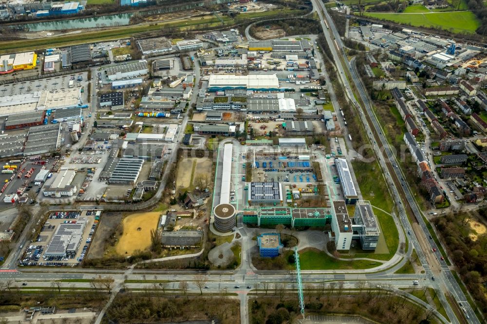 Gelsenkirchen from the bird's eye view: Administration building of the company GELSENWASSER AG on Willy-Brandt-Allee in Gelsenkirchen in the state North Rhine-Westphalia, Germany