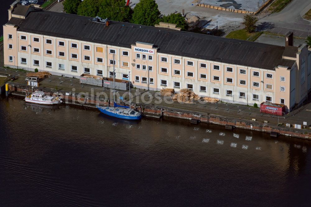 Bremerhaven from above - Administration building of the company NORDSEE GmbH on street Klussmannstrasse in the district Geestendorf in Bremerhaven in the state Bremen, Germany