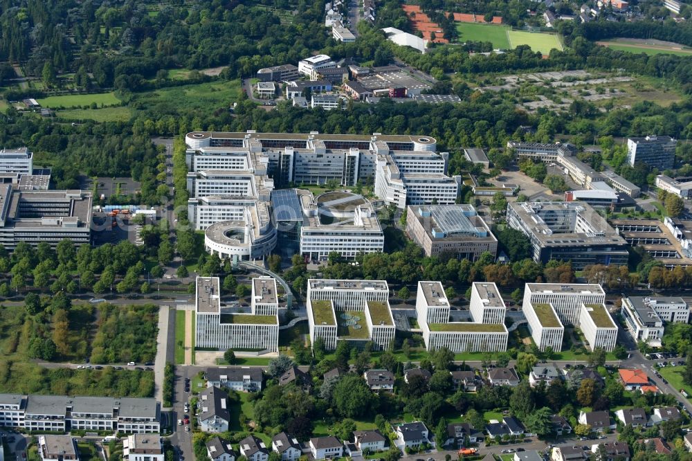 Aerial photograph Bonn - Administration building of the company Postbank-Finanzcenter Bonn Deutsche Telekom on Friedrich-Ebert-Allee in the district Gronau in Bonn in the state North Rhine-Westphalia, Germany