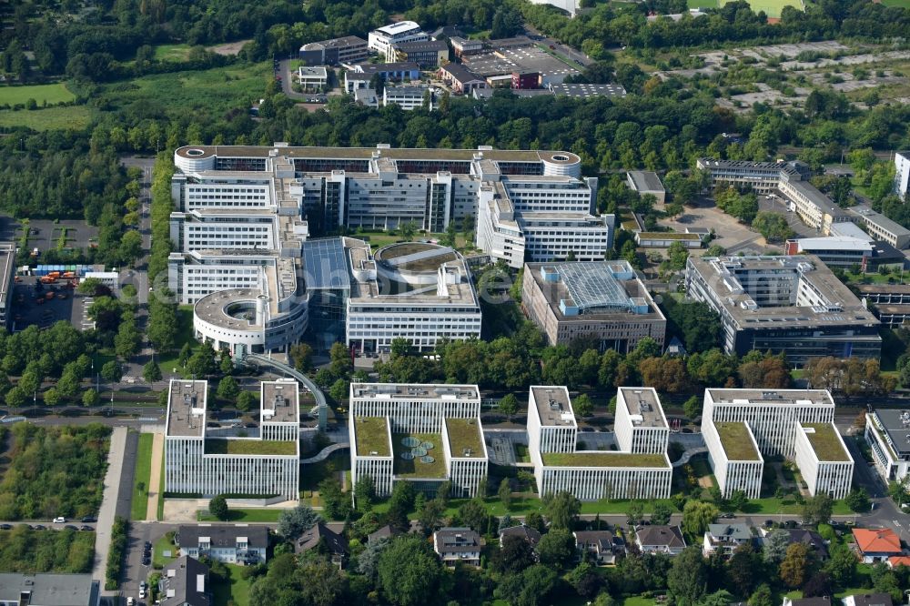 Bonn from the bird's eye view: Administration building of the company Postbank-Finanzcenter Bonn Deutsche Telekom on Friedrich-Ebert-Allee in the district Gronau in Bonn in the state North Rhine-Westphalia, Germany