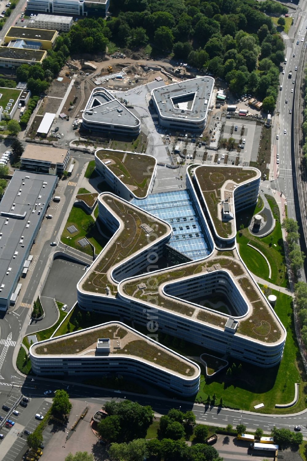 Köln from above - Administration building of the company RheinEnergie AG on Parkguertel in the district Ehrenfeld in Cologne in the state North Rhine-Westphalia, Germany