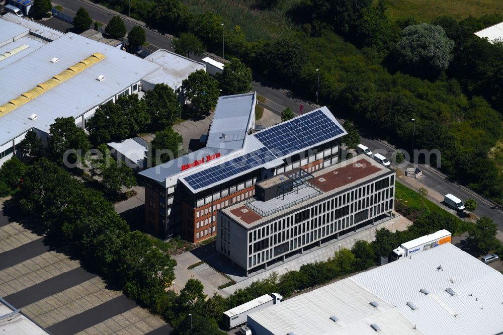 Schweinfurt from above - Administration building of the company Riedel Bau GmbH & Co. KG on Silbersteinstrasse in Schweinfurt in the state Bavaria, Germany