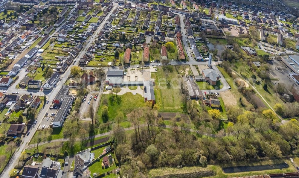 Hamm from the bird's eye view: Administration building of the company Stadtteilbuero Hamm/LOS Projekt on Sorauer Strasse in Hamm at Ruhrgebiet in the state North Rhine-Westphalia, Germany