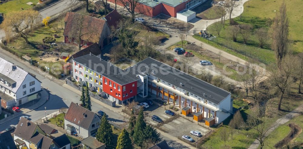 Hamm from above - Administration building of the company Stadtteilbuero Hamm/LOS Projekt on Sorauer Strasse in Hamm in the state North Rhine-Westphalia, Germany