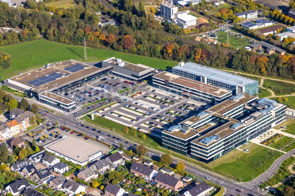 Moers from the bird's eye view: Corporate administration building of EDEKA Handelsgesellschaft Rhein-Ruhr mbH on Rheinberger Strasse in the district of Repelen in Moers in the federal state of North Rhine-Westphalia, Germany