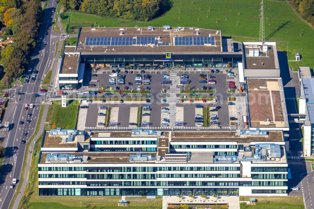 Aerial photograph Moers - Corporate administration building of EDEKA Handelsgesellschaft Rhein-Ruhr mbH on Rheinberger Strasse in the district of Repelen in Moers in the federal state of North Rhine-Westphalia, Germany