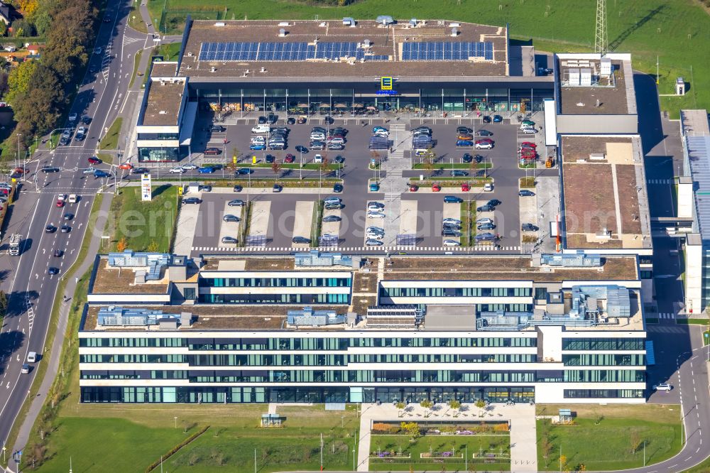 Moers from above - Corporate administration building of EDEKA Handelsgesellschaft Rhein-Ruhr mbH on Rheinberger Strasse in the district of Repelen in Moers in the federal state of North Rhine-Westphalia, Germany