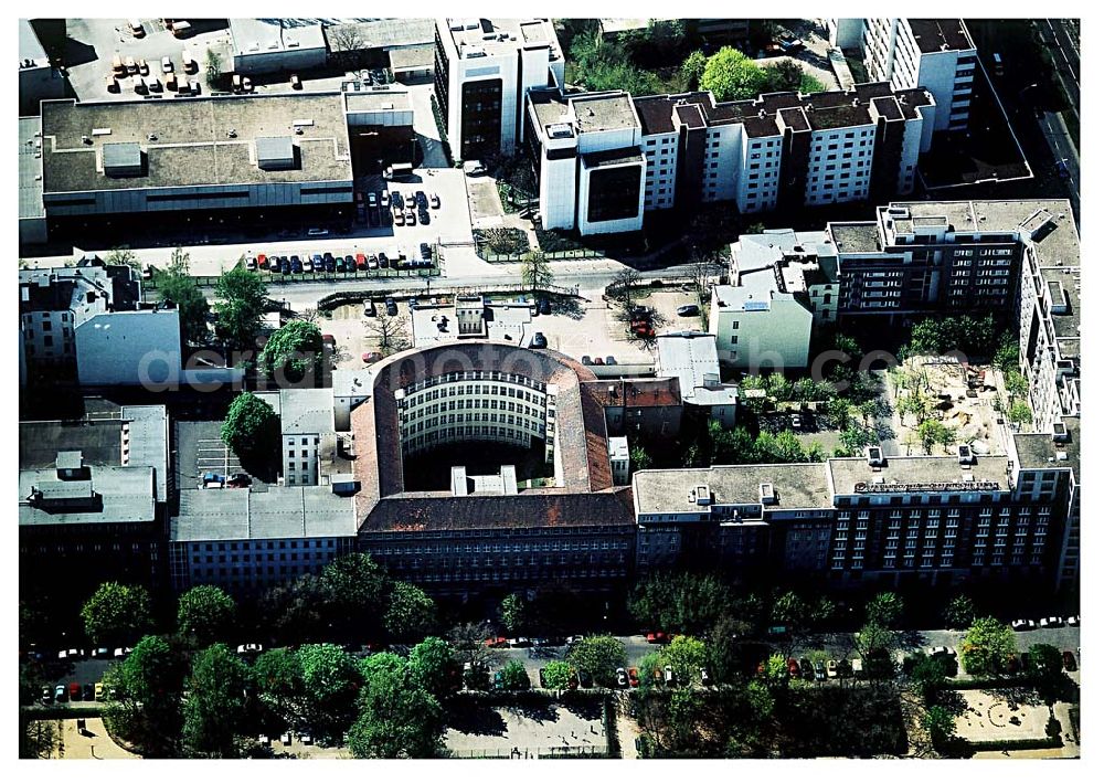 Aerial photograph Berlin - Tiergarten - Unternehmenssitz der Feuersozietät Öffentliche Leben Am Karlsbad 4-5 in 10785 Berlin - Tiergarten.22.04.2003