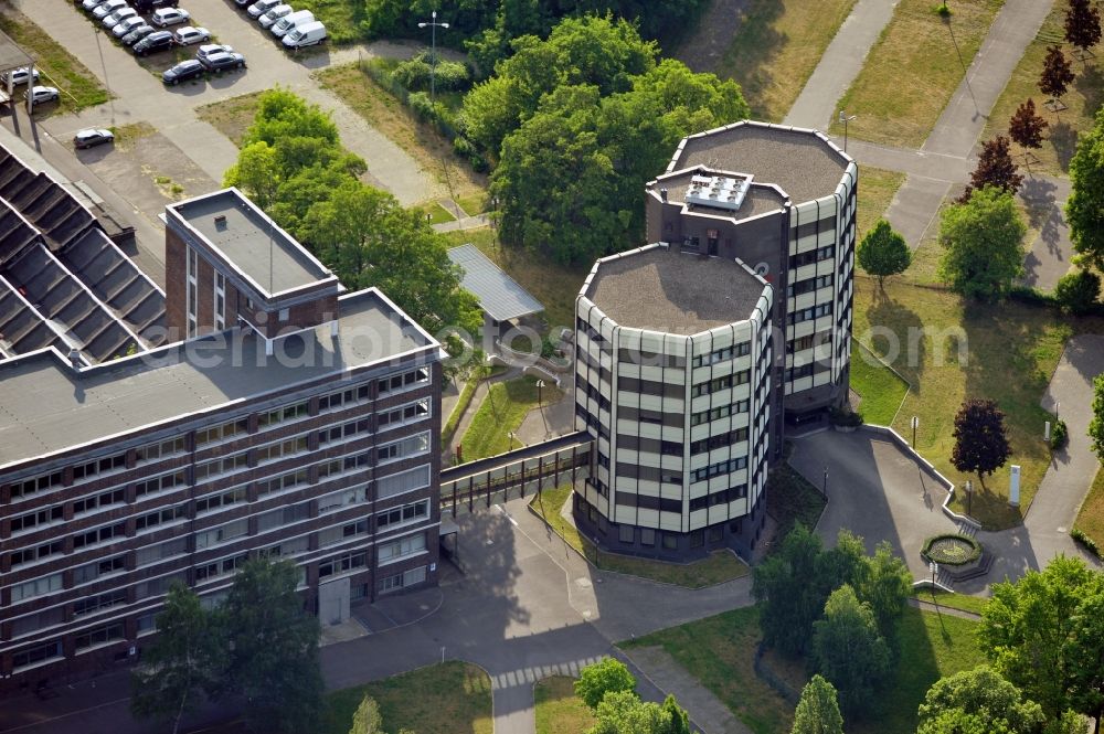 Aerial photograph Berlin - Company domicile of Schindler Germany at the street Ringstrasse in the district Mariendorf of Berlin