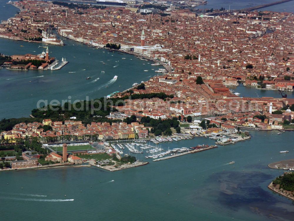 Aerial image Venedig - Blick auf das Stadtviertel Castello mit der Schiffswerft Arsenal und dem Dogenpalast in Venedig. View to the city district Castello with the shipyard Arsenal and the Doge's Palace in Venice.