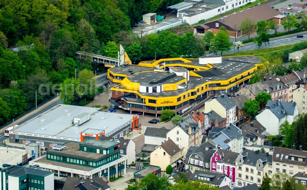 Ennepetal from the bird's eye view: Building the indoor arena Haus Ennepetal and Leo Theater on Gasstrasse in Ennepetal in the state North Rhine-Westphalia, Germany