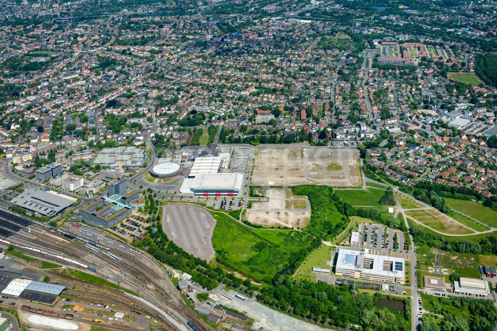 Aerial photograph Oldenburg - Event area Festplatz with the Weseremshalle in Oldenburg in the state Lower Saxony, Germany