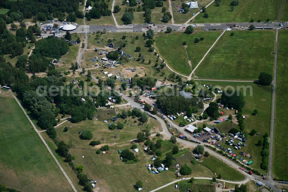 Lärz from above - Participants at the event area Fusion Festival on airfield Laerz - Rechlin in Laerz in the state Mecklenburg - Western Pomerania, Germany