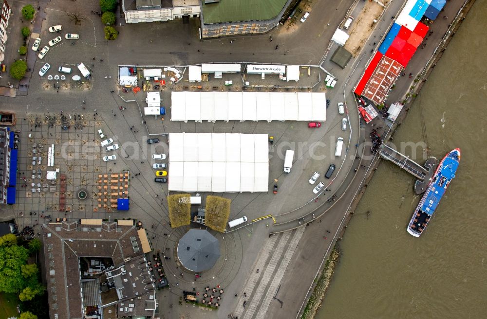 Aerial photograph Düsseldorf - Open air area of the concert festival Schlagermove 2016 on Burgplatz on the riverbank of the Rhine in Duesseldorf in the state North Rhine-Westphalia