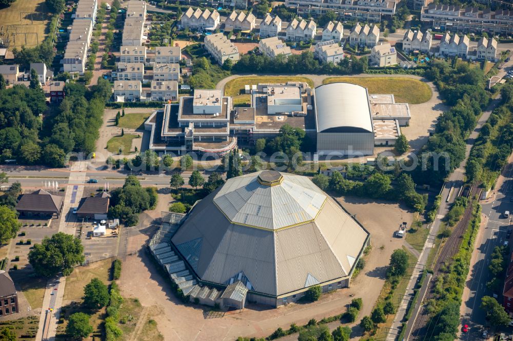 Aerial photograph Oberhausen - Building of the event hall Garten Dom GmbH in Olga Park on Vestische Strasse in Oberhausen in the state North Rhine-Westphalia, Germany