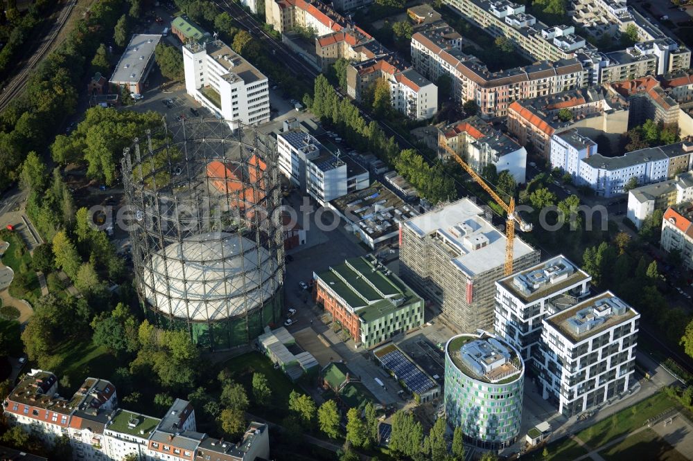 Aerial photograph Berlin - Building the indoor arena Gasometer Schoeneberg on EUREF-Campus in Berlin in Germany