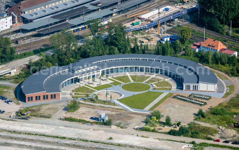 Aerial photograph Osnabrück - Building of the indoor arena Innovatorium in ehemaligen Ringlokschuppen on street Hamburger Strasse in Osnabrueck in the state Lower Saxony, Germany