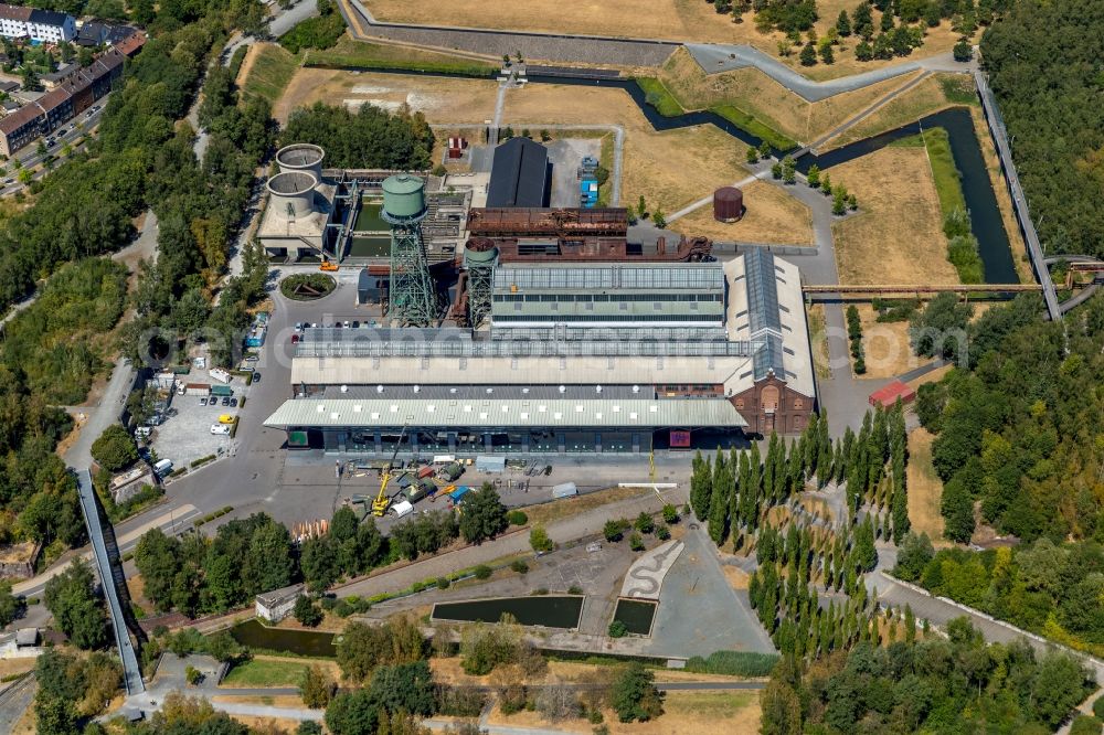 Bochum from the bird's eye view: Building of the event hall of the Jahrhunderthalle Bochum in the district Innenstadt in Bochum at Ruhrgebiet in the state of North Rhine-Westphalia