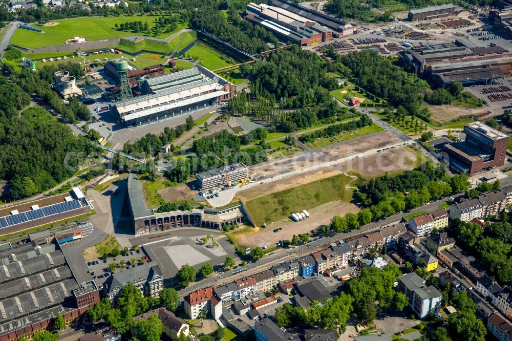 Bochum from above - Building the indoor arena Jahrhunderthalle in Bochum in the state North Rhine-Westphalia