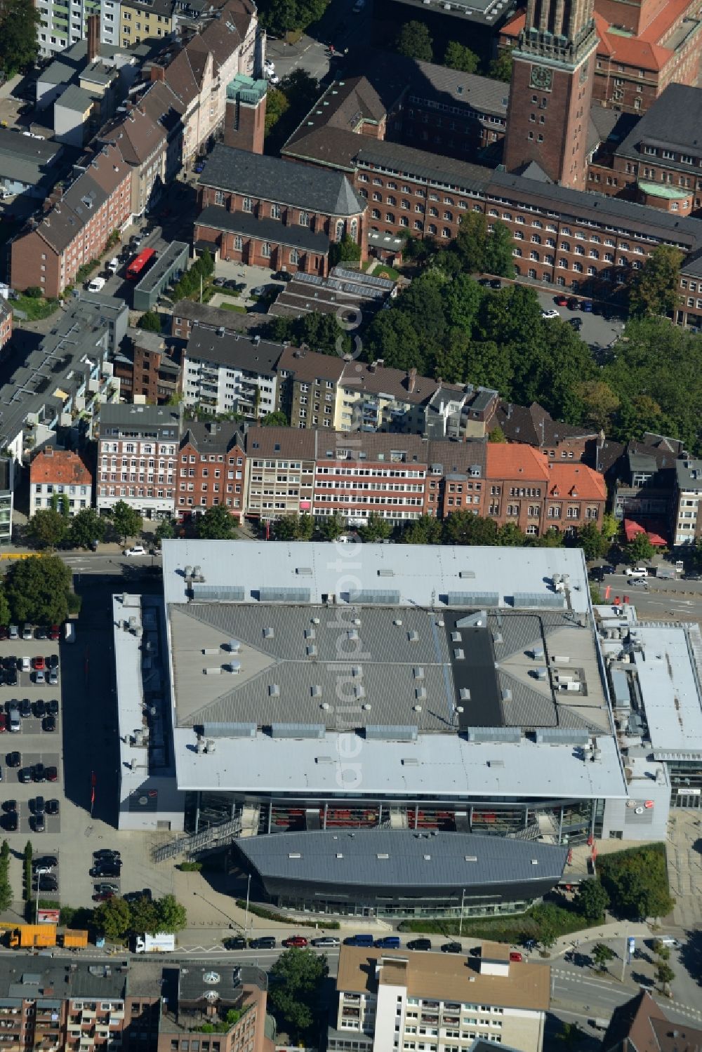 Kiel from the bird's eye view: Building the indoor arena Sparkassen-Arena-Kiel in Kiel in the state Schleswig-Holstein