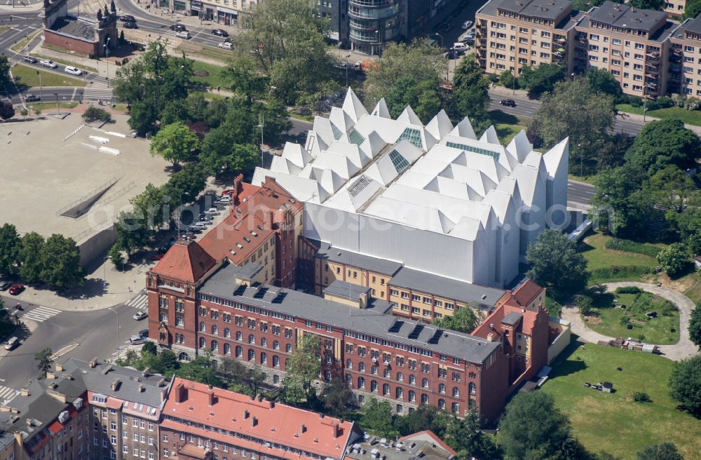 Szczecin - Stettin from the bird's eye view: Building of the indoor arena Konzerthaus - Philharmonie in Szczecin in West Pomeranian, Poland