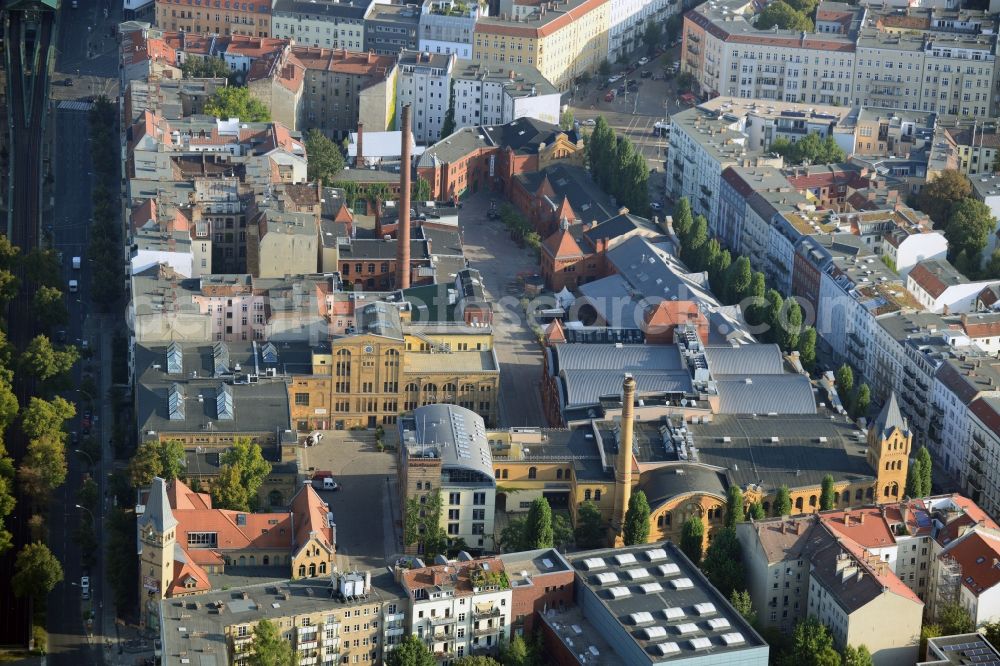 Aerial image Berlin - Building of the indoor arena KulturBrauerei an der Schoenhauser Allee im Stadtteil Prenzlauer Berg in Berlin