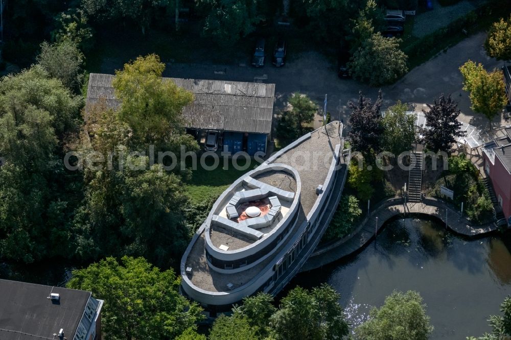 Aerial image Leipzig - Building of the indoor arena Kulturhafen on Riverboat on street Erich-Zeigner-Allee in the district Plagwitz in Leipzig in the state Saxony, Germany