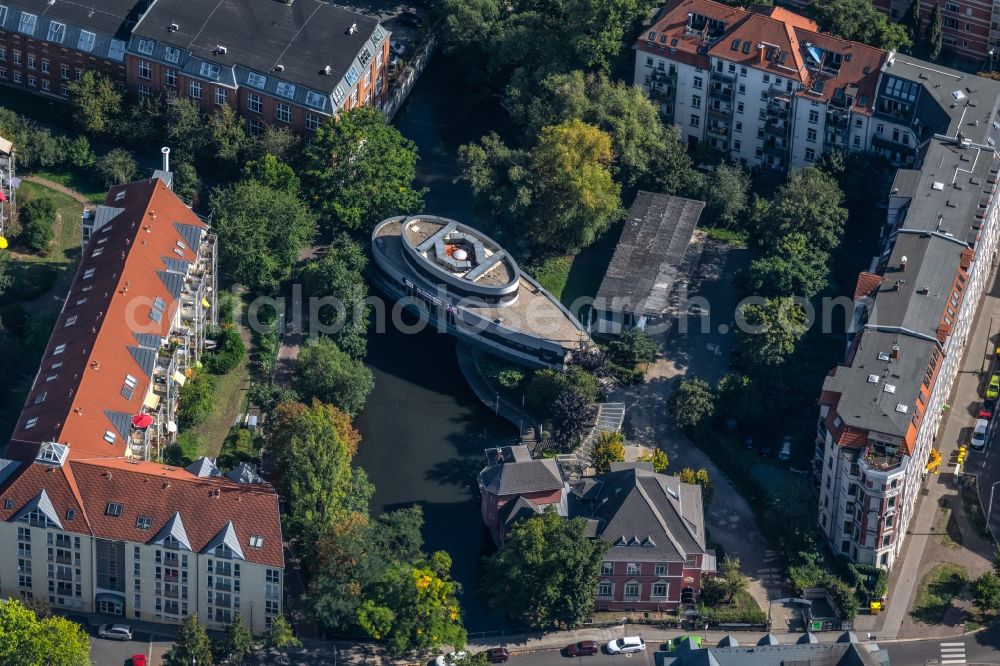 Aerial photograph Leipzig - Building of the indoor arena Kulturhafen on Riverboat on street Erich-Zeigner-Allee in the district Plagwitz in Leipzig in the state Saxony, Germany