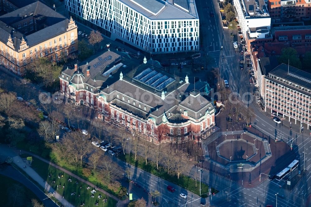 Aerial photograph Hamburg - Building of the indoor arena Laeiszhalle in the district Neustadt in Hamburg, Germany