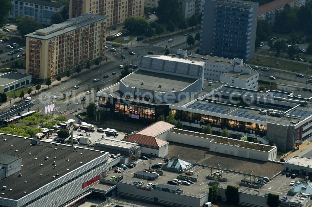 Hoyerswerda from the bird's eye view: Building of the indoor arena of the Lausitzhalle Hoyerswerda GmbH in Hoyerswerda in the state Saxony