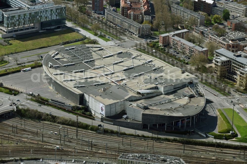 Lille from the bird's eye view: Building the indoor arena Lille Grand Palais on Boulevard des Cites Unies in Lille in Nord-Pas-de-Calais Picardy, France