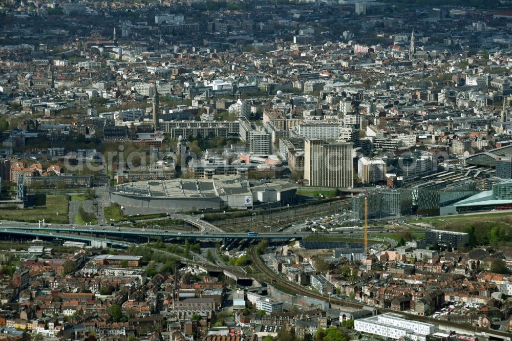 Lille from the bird's eye view: Building the indoor arena Lille Grand Palais on Boulevard des Cites Unies in Lille in Nord-Pas-de-Calais Picardy, France