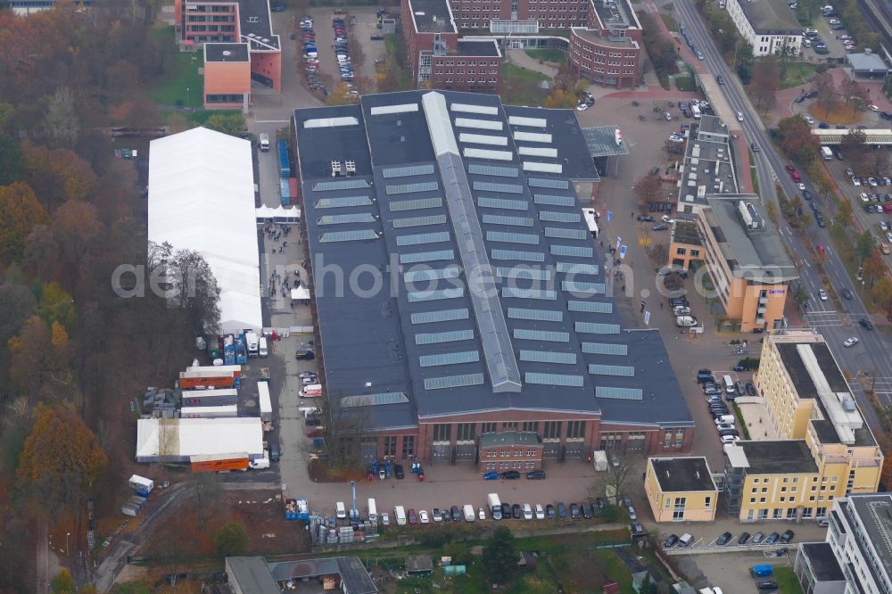 Göttingen from the bird's eye view: Building of the indoor arena Lokhalle with tent of trade fair Profi Service Tage 2016 in Goettingen in the state Lower Saxony