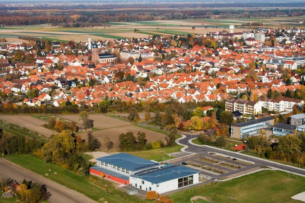 Aerial photograph Kandel - Building of the indoor arena Bienwaldhalle in Kandel in the state Rhineland-Palatinate