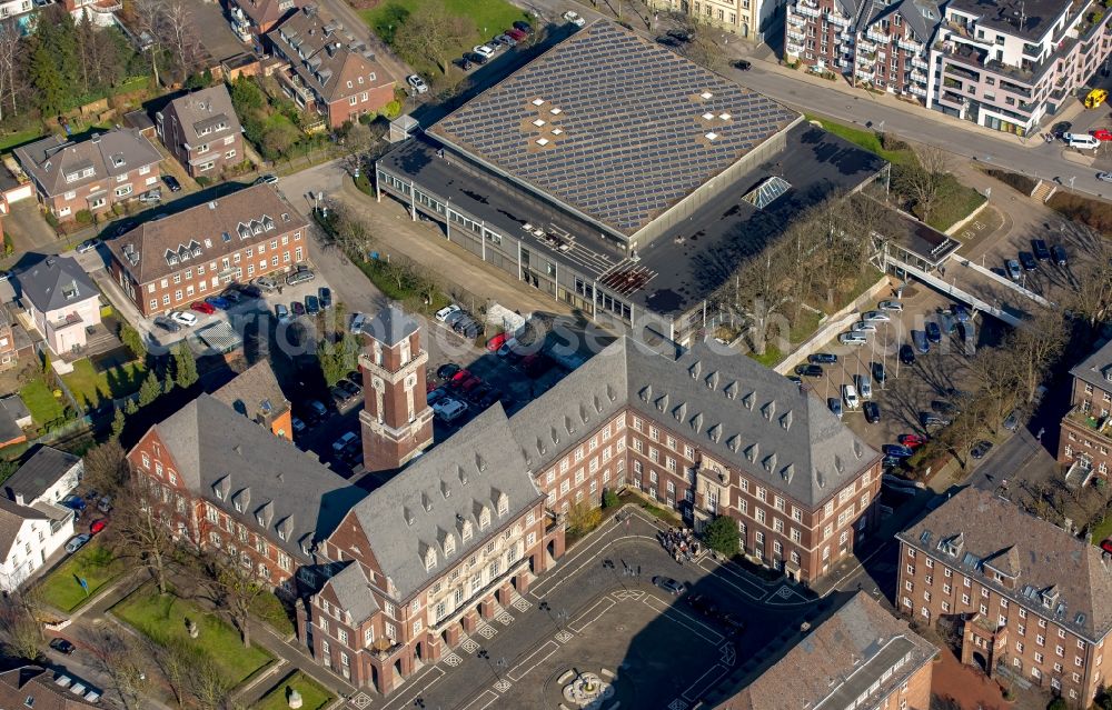 Aerial image Bottrop - Building the indoor arena Saalbau in Bottrop in the state North Rhine-Westphalia