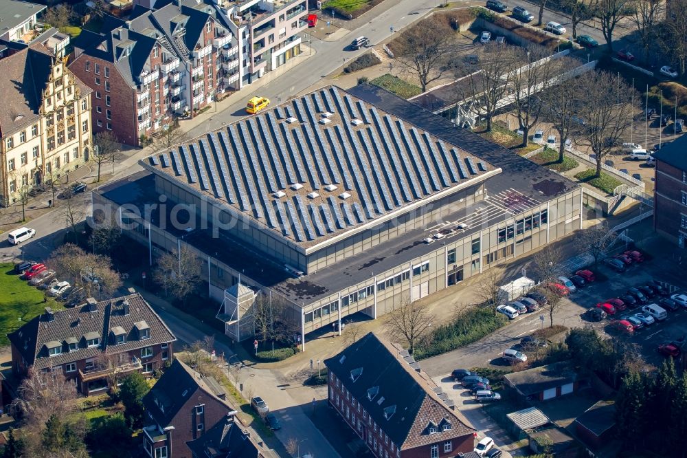 Aerial photograph Bottrop - Building the indoor arena Saalbau on Droste-Huelshoff-Platz in Bottrop in the state North Rhine-Westphalia