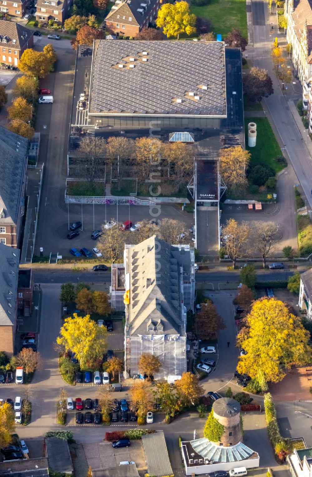 Bottrop from above - Building the indoor arena Saalbau with renovation work on a building in Bottrop at Ruhrgebiet in the state North Rhine-Westphalia