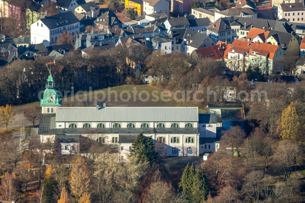 Aerial photograph Lüdenscheid - Building of the indoor arena Schuetzenhalle on Reckenstrasse in Luedenscheid in the state North Rhine-Westphalia, Germany