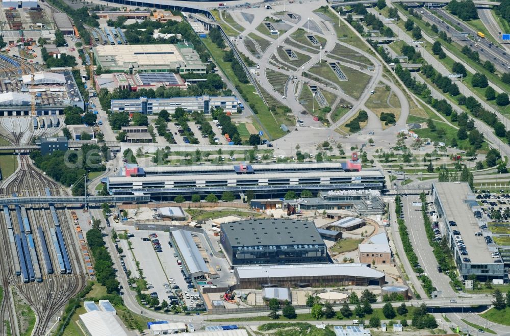 Aerial photograph München - Event Hall SHOWPALAST MUNICH at the CAVALLUNA PARK in Munich in the state of Bavaria, Germany