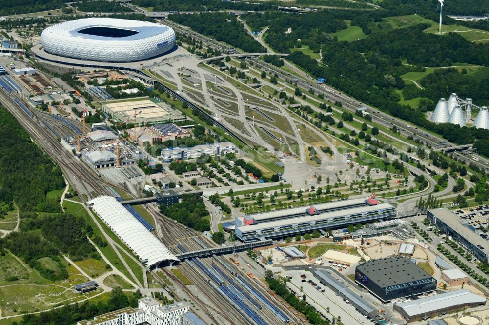 Aerial photograph München - Event Hall SHOWPALAST MUNICH at the CAVALLUNA PARK in Munich in the state of Bavaria, Germany