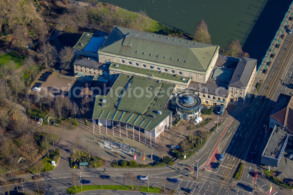 Aerial image Mülheim an der Ruhr - Building of the indoor arena Stadthalle Muelheim on Theodor-Heuss-Platz in Muelheim on the Ruhr in the state North Rhine-Westphalia, Germany