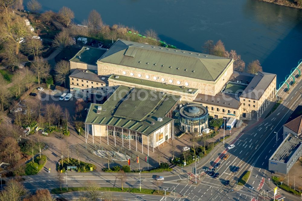 Aerial photograph Mülheim an der Ruhr - Building of the indoor arena Stadthalle Muelheim on Theodor-Heuss-Platz in Muelheim on the Ruhr in the state North Rhine-Westphalia, Germany