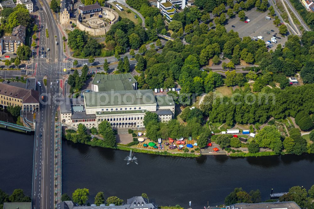 Aerial image Mülheim an der Ruhr - Building of the indoor arena Stadthalle Muelheim on Theodor-Heuss-Platz in Muelheim on the Ruhr in the state North Rhine-Westphalia, Germany