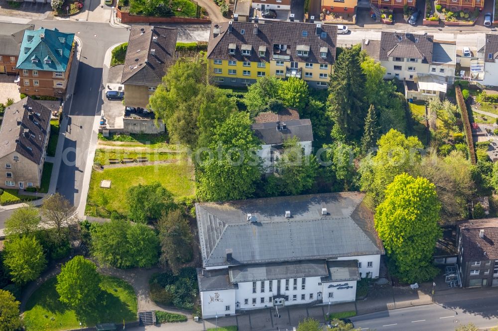 Aerial photograph Neviges - Building of the indoor arena Stadthalle Neviges on Wilhelmstrasse in Neviges in the state North Rhine-Westphalia, Germany