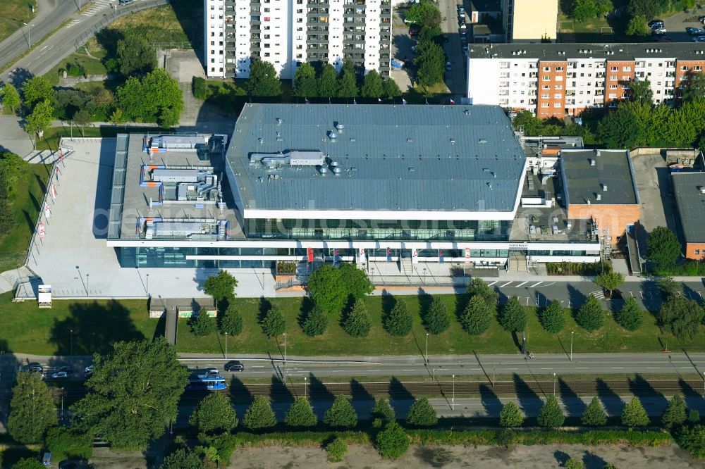 Aerial photograph Rostock - Building of the indoor arena StadtHalle Rostock on Suedring in Rostock in the state Mecklenburg - Western Pomerania, Germany