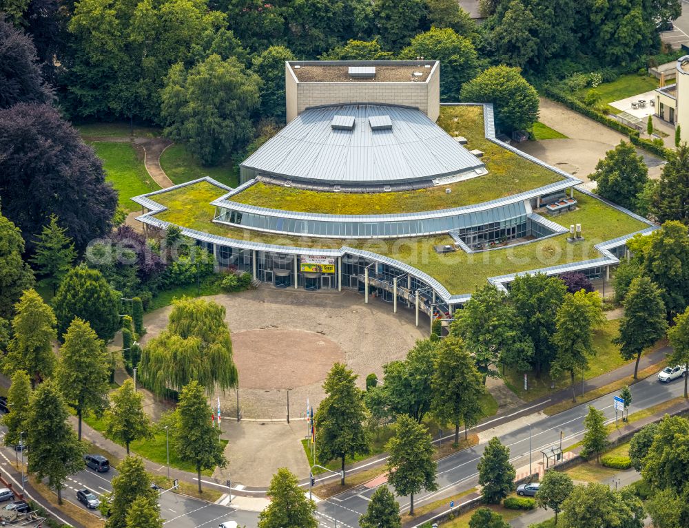 Soest from above - Building of the indoor arena Stadthalle Soest on Dasselwall in Soest in the state North Rhine-Westphalia, Germany