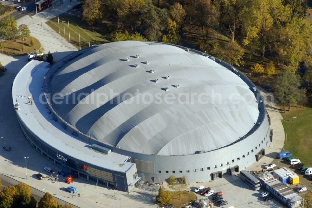 Braunschweig from above - Building of the indoor arena Volkswagen Halle on Europaplatz in Brunswick in the state Lower Saxony, Germany