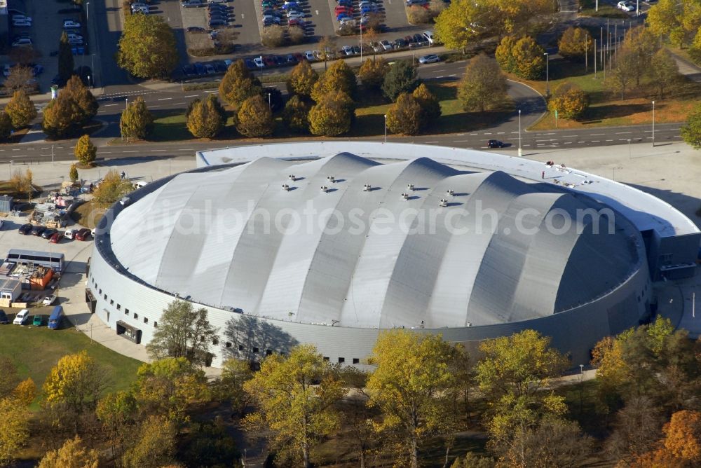 Braunschweig from the bird's eye view: Building of the indoor arena Volkswagen Halle on Europaplatz in Brunswick in the state Lower Saxony, Germany